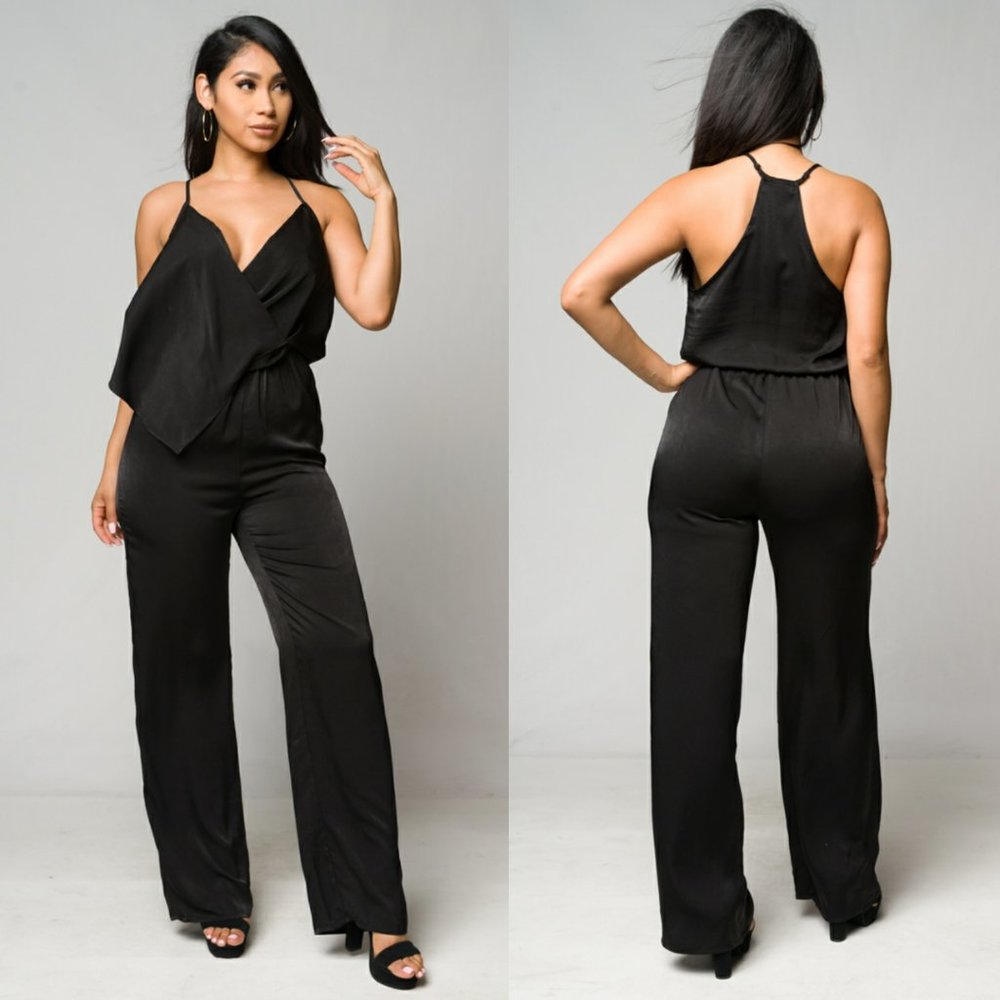 NEW Black V-Neck Racerback Gorgeous Soft Jumpsuit - Picture 2 of 4